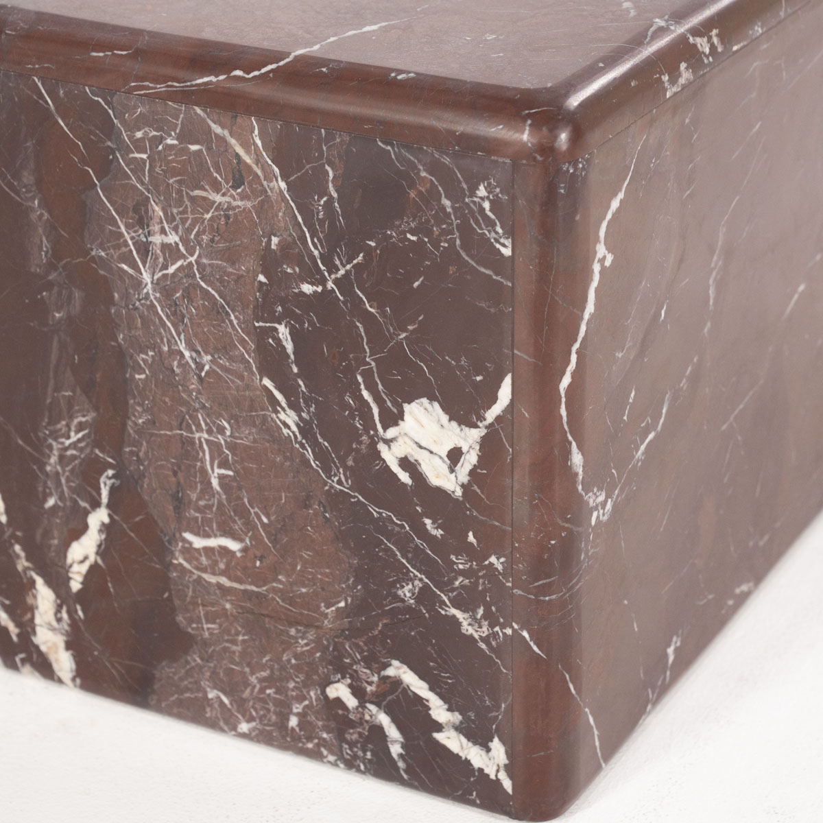 Salontafel Dice Marmer Rood 60×60 cm