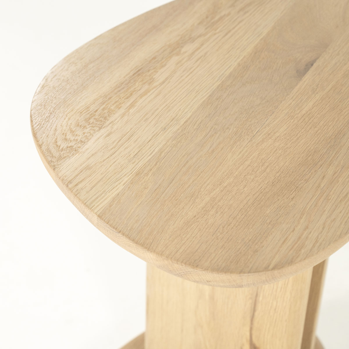 Organische Bijzettafel Lori Eikenhout Naturel 46×35 cm