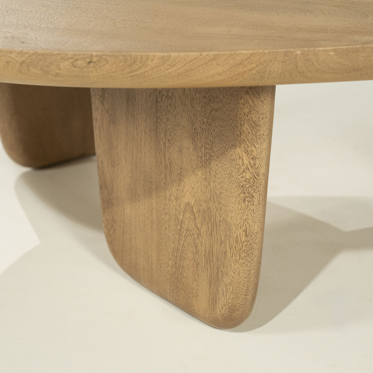 Organische Salontafel Maud Mangohout Naturel 100×85 cm
